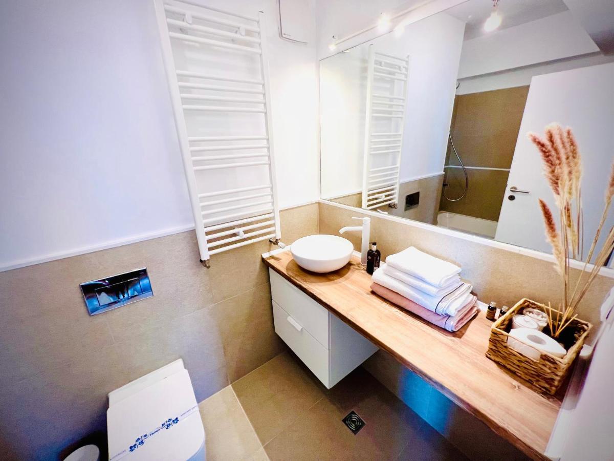 Exquisite - Two Bedroom Apartment Bucureşti Eksteriør bilde