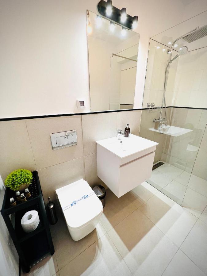 Exquisite - Two Bedroom Apartment Bucureşti Eksteriør bilde
